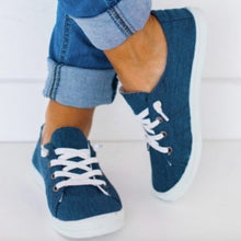 Load image into Gallery viewer, Scrunch Slip Ons